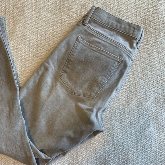 Gap Skinny Jeans - Sz 27 Soft Grey Color - Picture 6 of 6